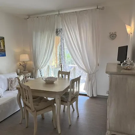 Semesterbostad Casa Lory Olbia